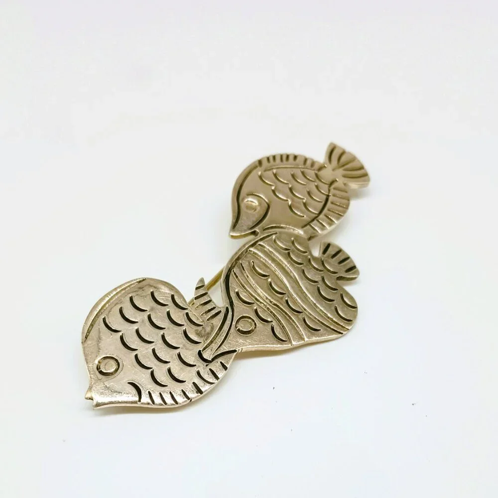 RRH Taxco 925 Triple Fish Brooch Sterling Silver Mexico Etched Nautical Pin
